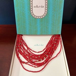 Like new- Stella and dot multi strand necklace- suitable for gifting!